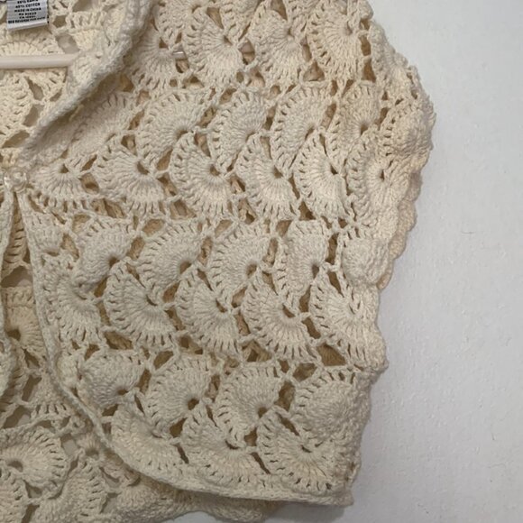 Vintage 90s Crochet Shrug Cream Single Button Cottagecore Boho M - Picture 3 of 6